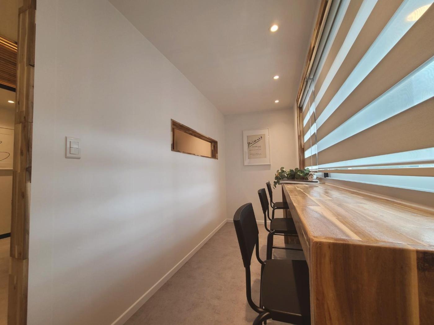 Of 6 Hongdae 5br & 4bath, Elevator, Free Wifi