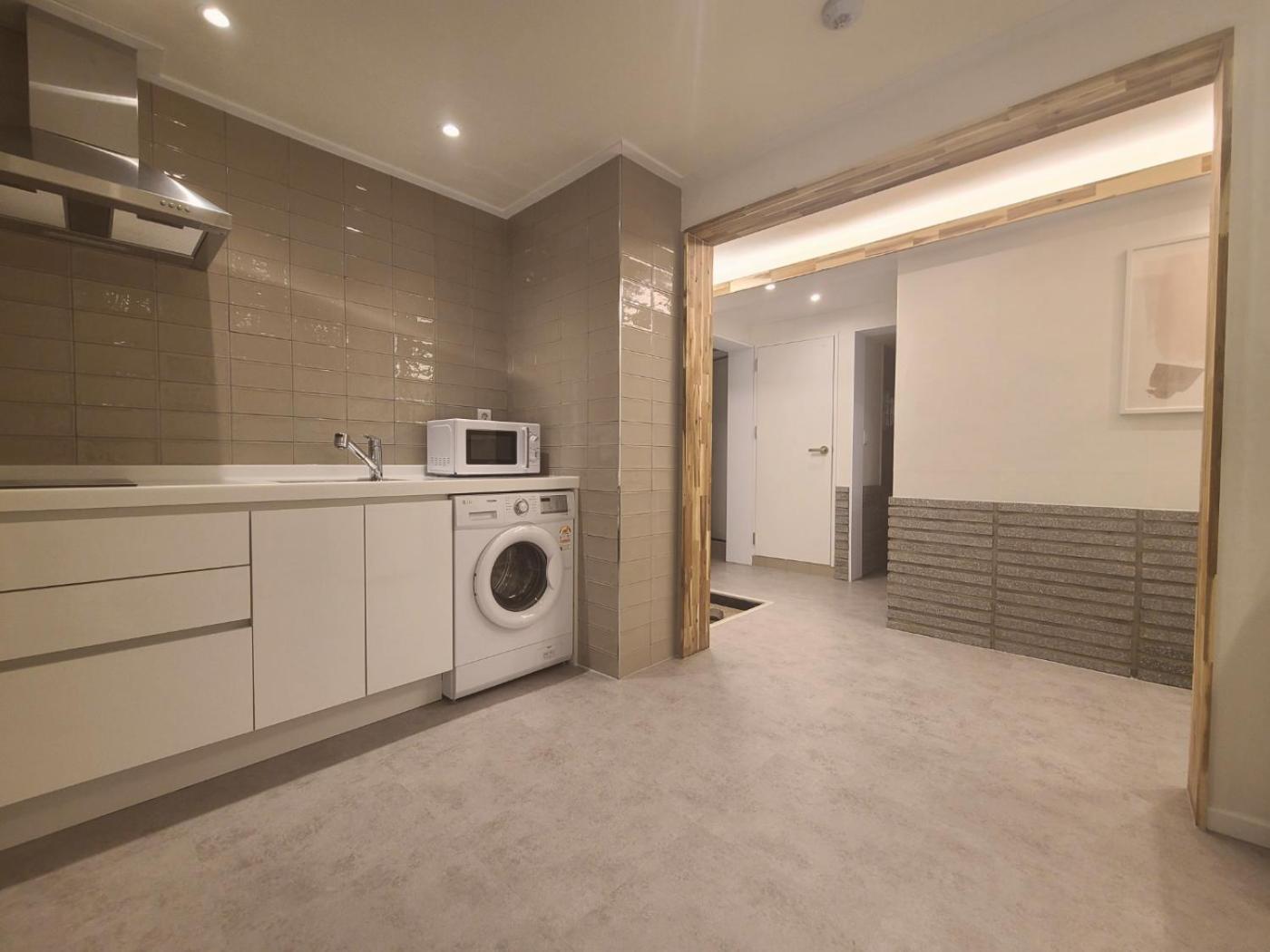Of 6 Hongdae 5br & 4bath, Elevator, Free Wifi Appartement