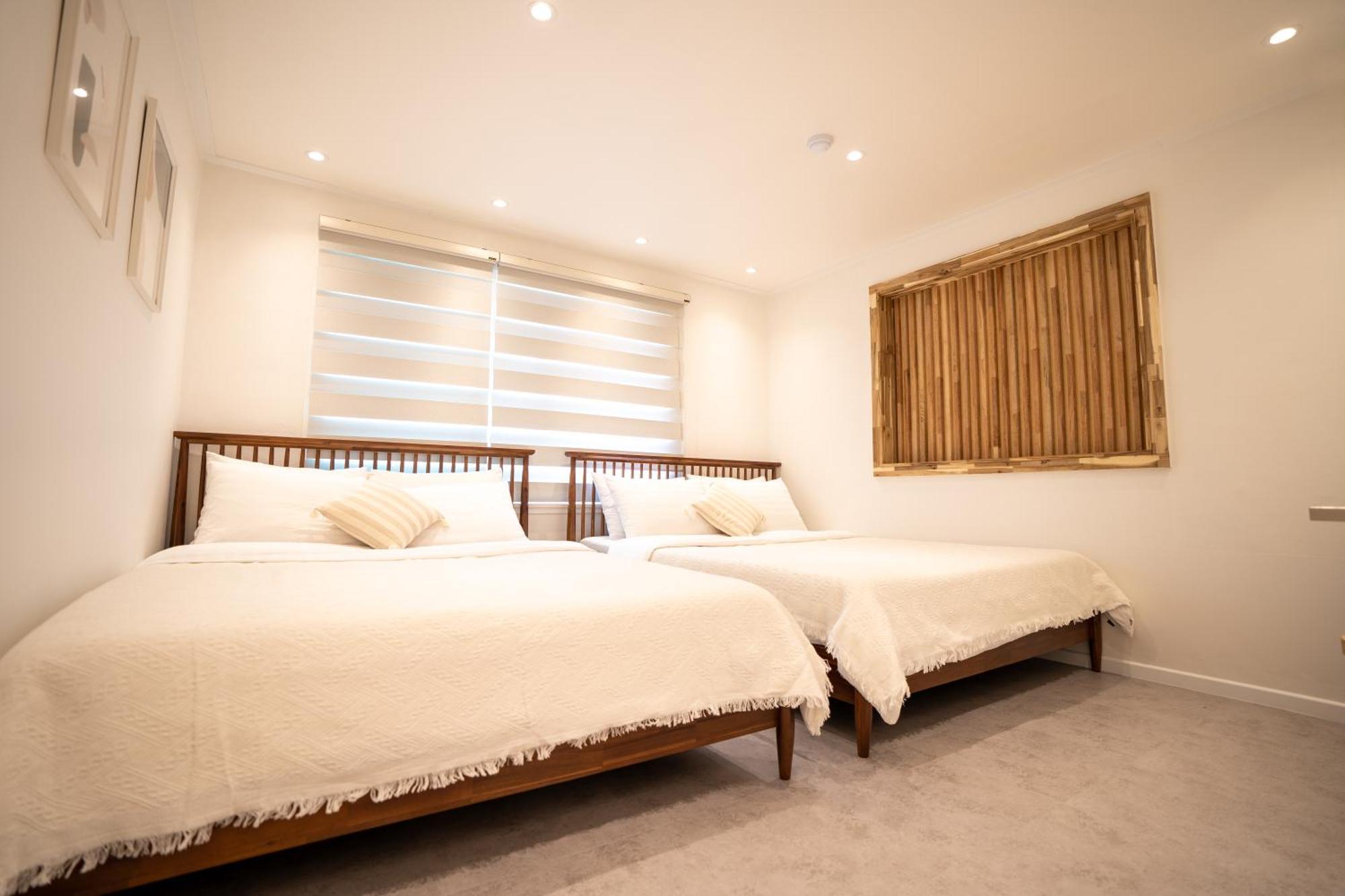 Of 6 Hongdae 5br & 4bath, Elevator, Free Wifi