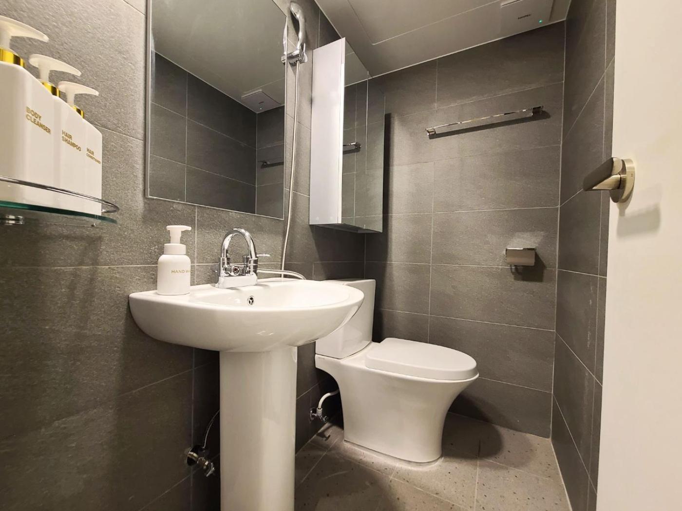 Of 6 Hongdae 5br & 4bath, Elevator, Free Wifi Appartement