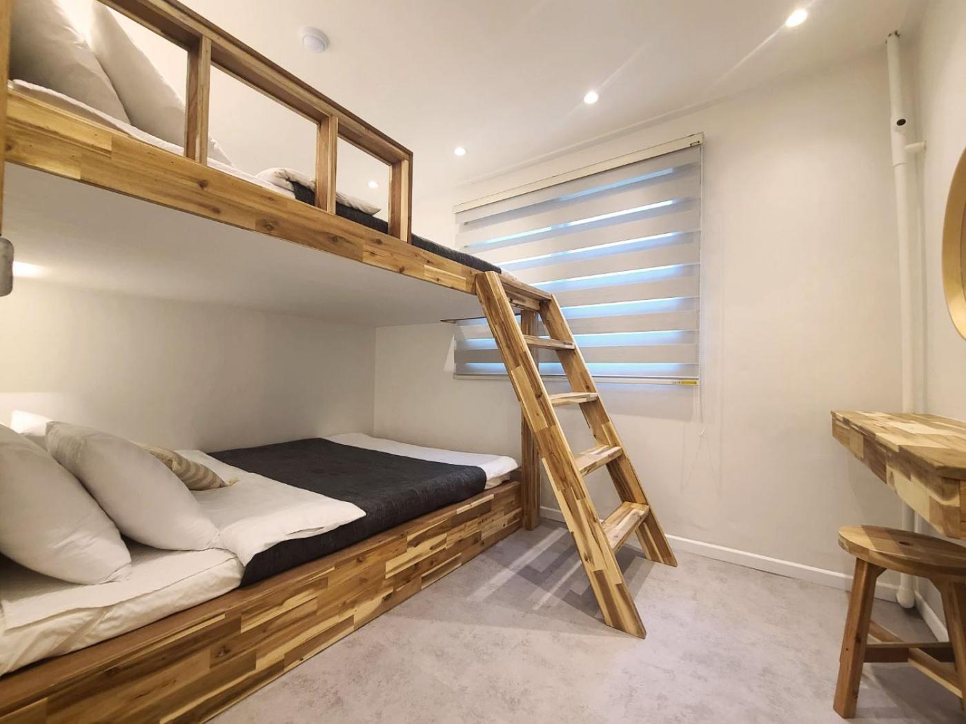 Appartement Of 6 Hongdae 5br & 4bath, Elevator, Free Wifi